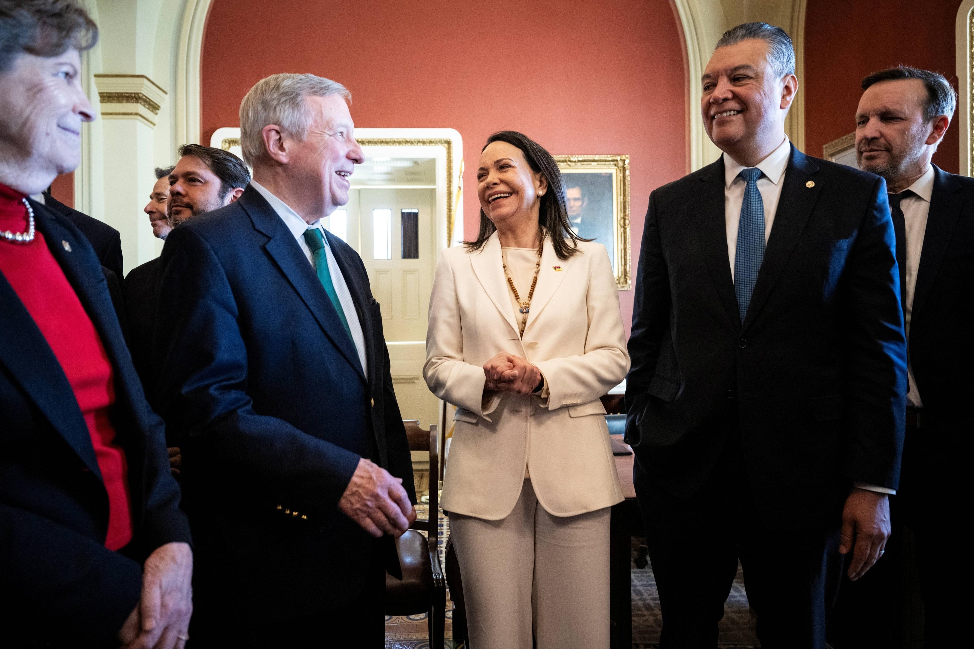 Mar&iacute;a Corina Machado chegou nesta quinta-feira, 15, &agrave; Casa Branca para um encontro privado com Donald Trump