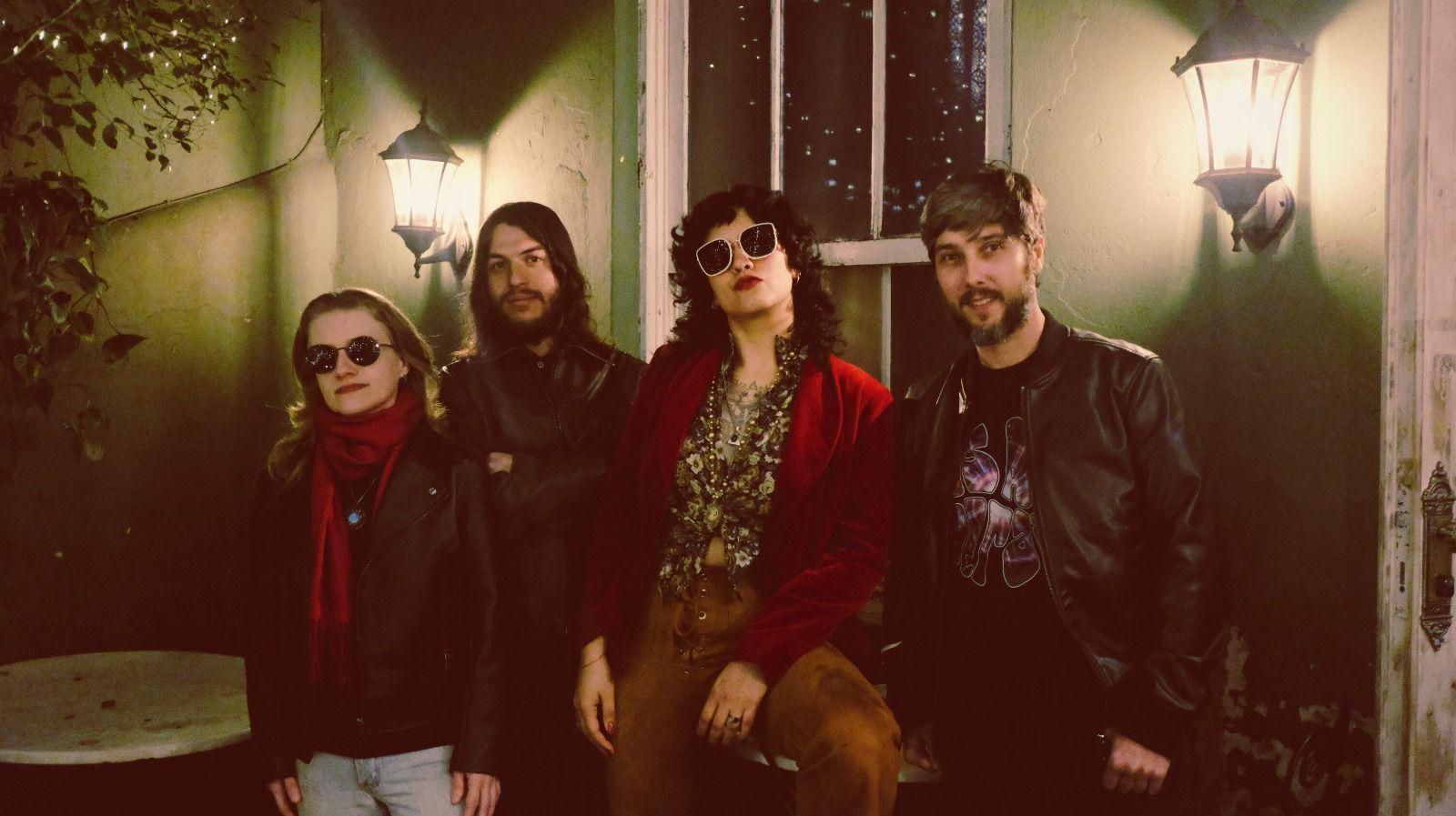 Os Aciderais apresentam seu rock psicod&eacute;lico de inspira&ccedil;&atilde;o setentista