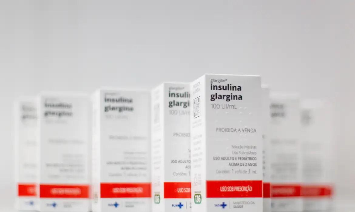 A glargina &eacute; uma insulina de a&ccedil;&atilde;o prolongada, de at&eacute; 24 horas, o que facilita a manuten&ccedil;&atilde;o dos n&iacute;veis de glicose