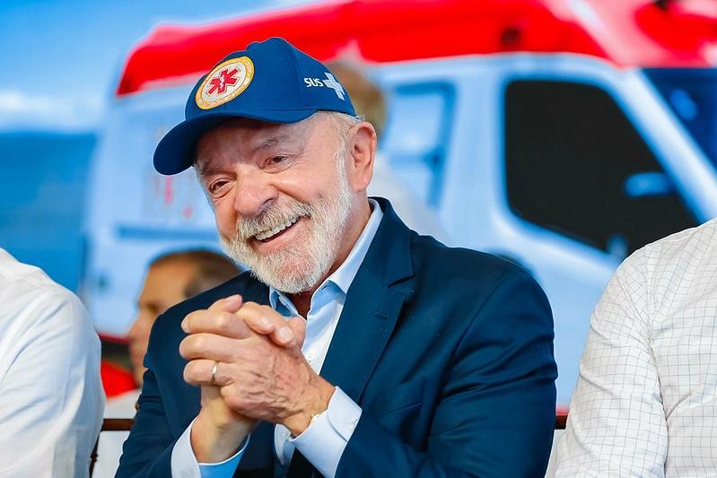 Lula tamb&eacute;m assinou outros tr&ecirc;s atos voltados ao fortalecimento do financiamento da sa&uacute;de p&uacute;blica