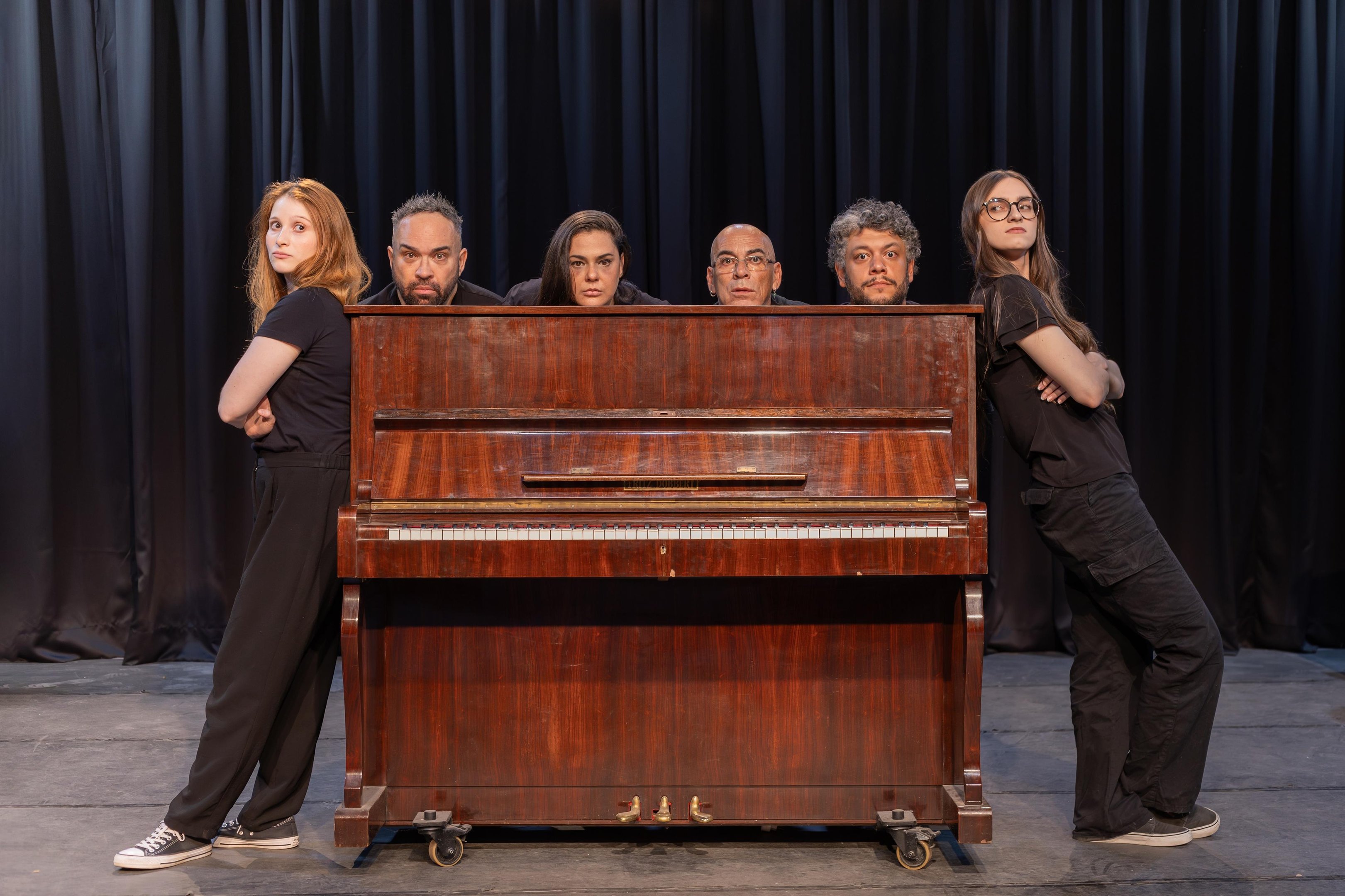 Montagem &eacute; inspirada em &ldquo;Os Saltimbancos&rdquo;, de Chico Buarque