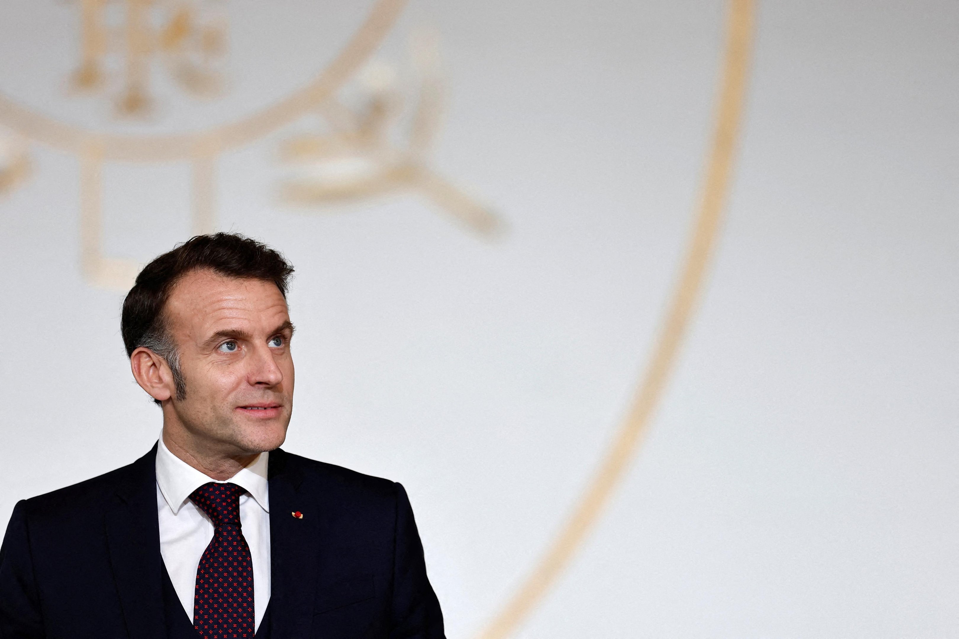 Macron defende elimina&ccedil;&atilde;o de vinhedos