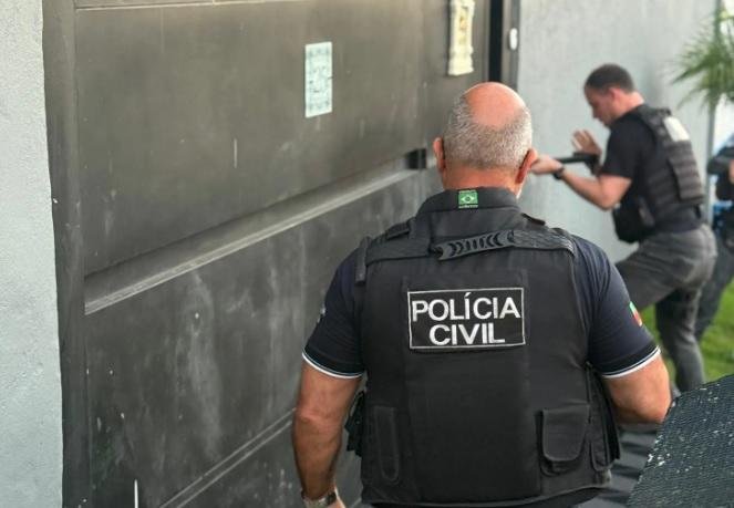 Grupo ligado a homic&iacute;dios, tr&aacute;fico e lavagem dinheiro &eacute; alvo da Pol&iacute;cia Civil em Porto Alegre