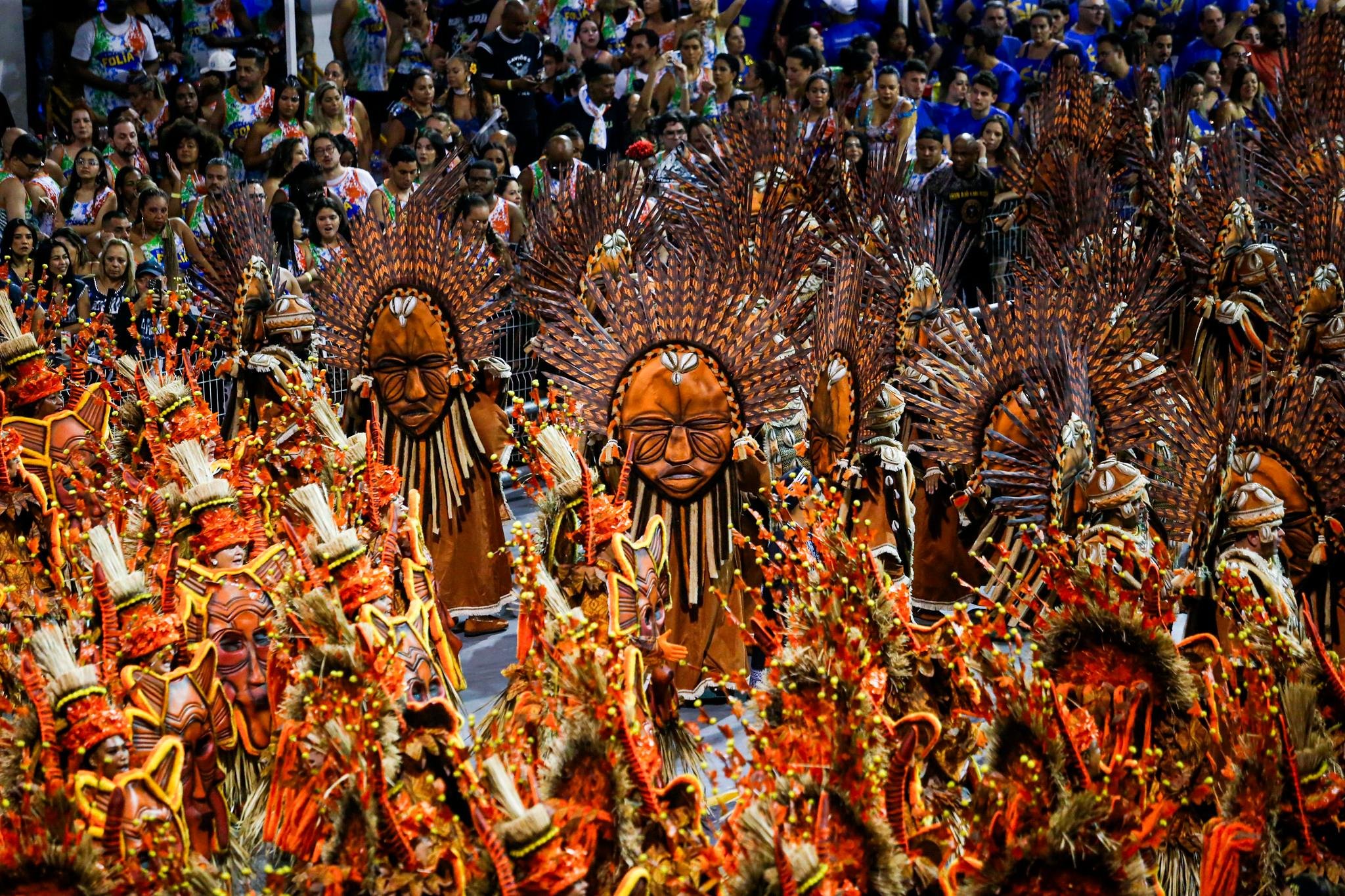 A Escola de Samba Gavi&otilde;es da Fiel ficou em terceiro em 2025 e desfila na madrugada de domingo no Samb&oacute;dromo do Anhembi