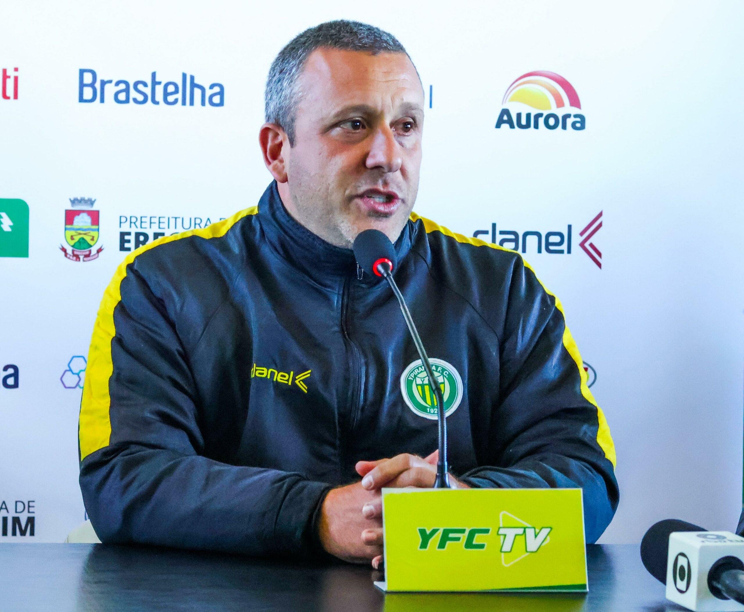 Raul Cabral, treinador do Ypiranga, espera crescimento da equipe na reta final do Gauch&atilde;o