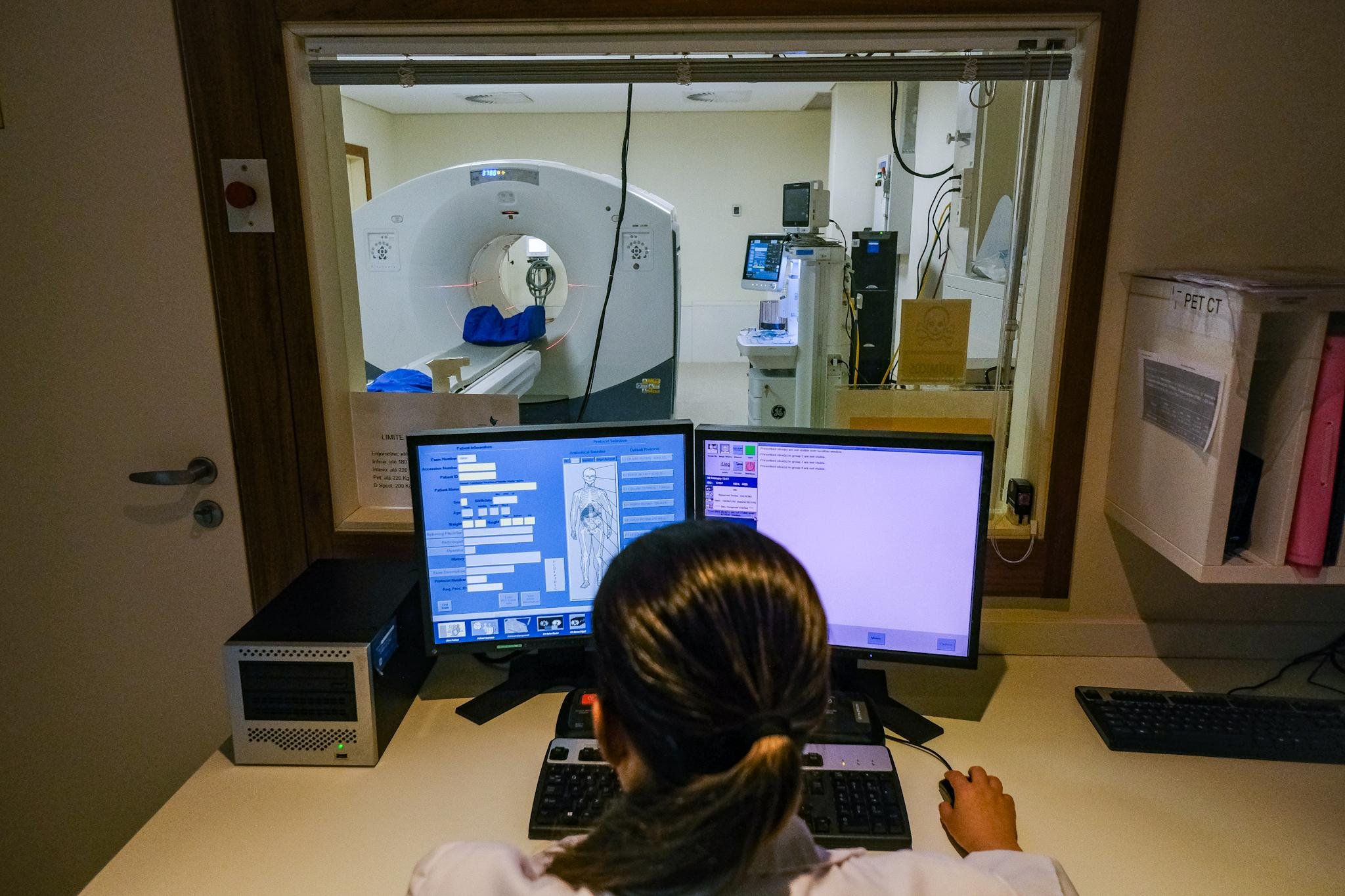 No Servi&ccedil;o de Medicina Nuclear do Hospital Moinhos de Vento, o exame PET-Scan, em uma ferramenta de imagem nuclear avan&ccedil;ada, auxilia no diagn&oacute;stico da doen&ccedil;a de Alzheimer