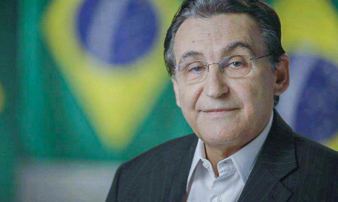 Rabelo ajudou a reestruturar o partido ap&oacute;s a redemocratiza&ccedil;&atilde;o