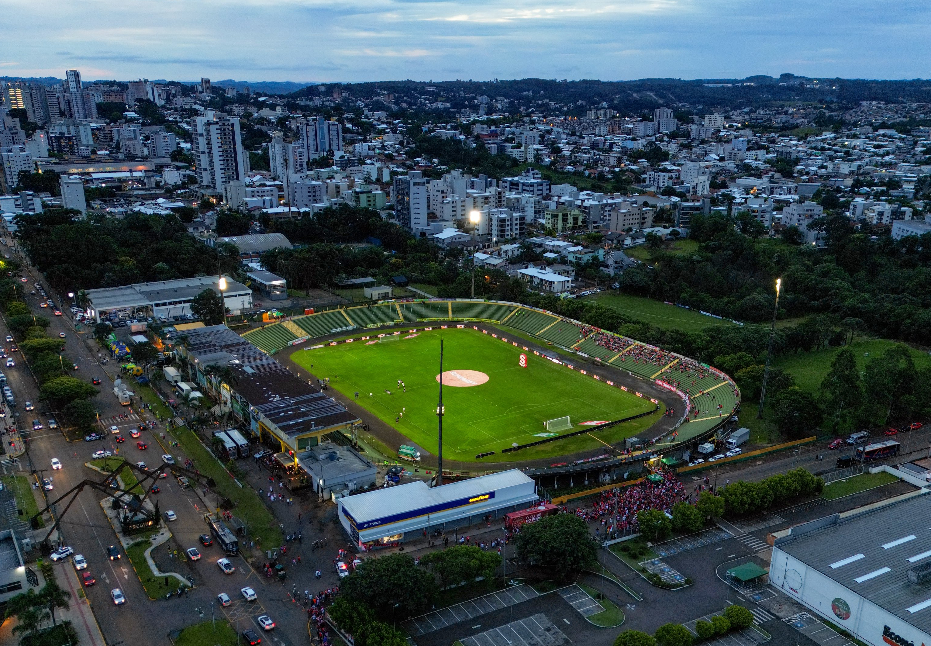 Colorado tenta vantagem para volta no Beira-Rio