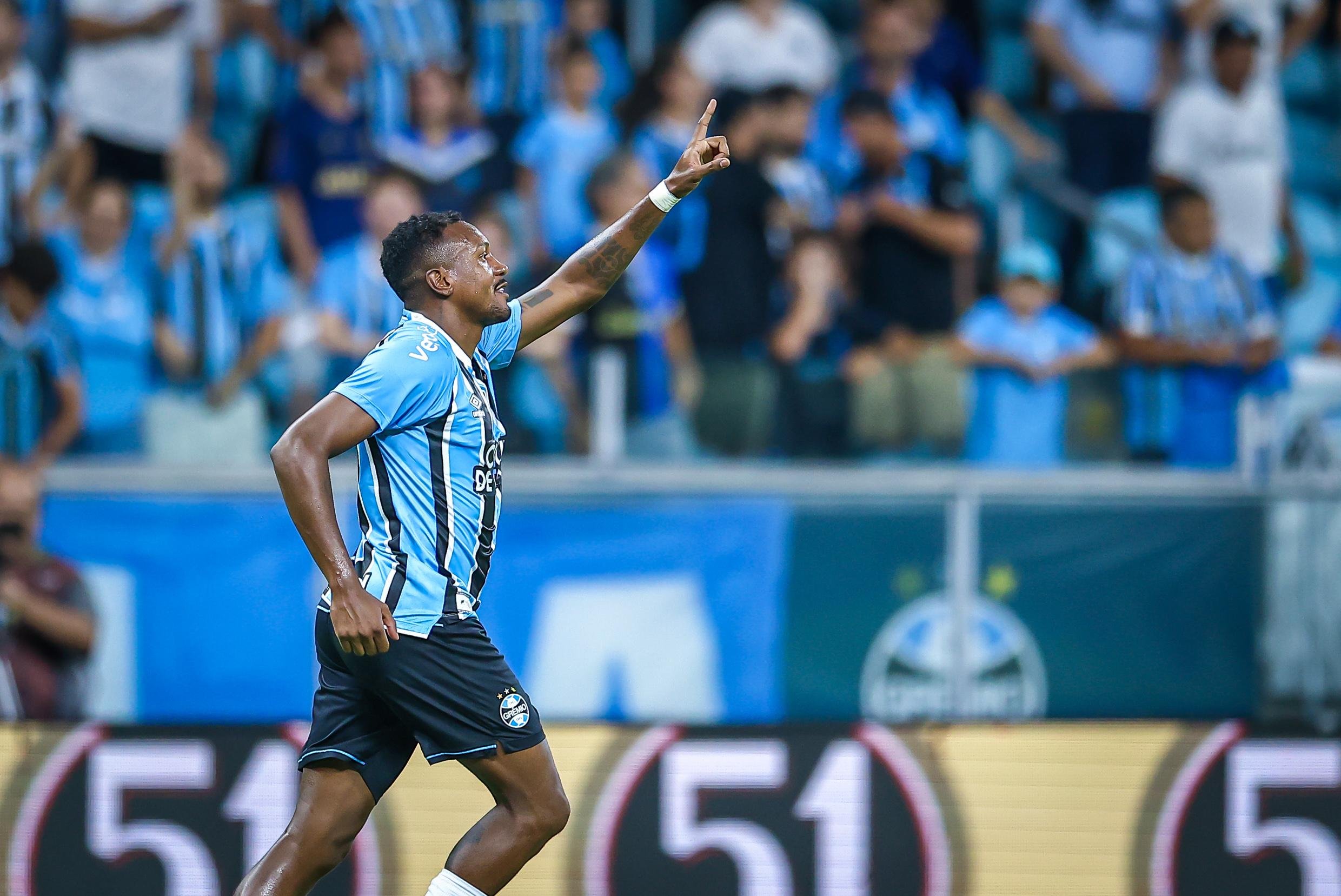 Edenilson estava no Tricolor desde abril de 2024