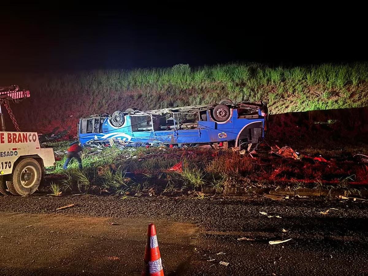 Ve&iacute;culo n&atilde;o tinha autoriza&ccedil;&atilde;o para esse tipo de fretamento e s&oacute; poderia circular no interior do Maranh&atilde;o
