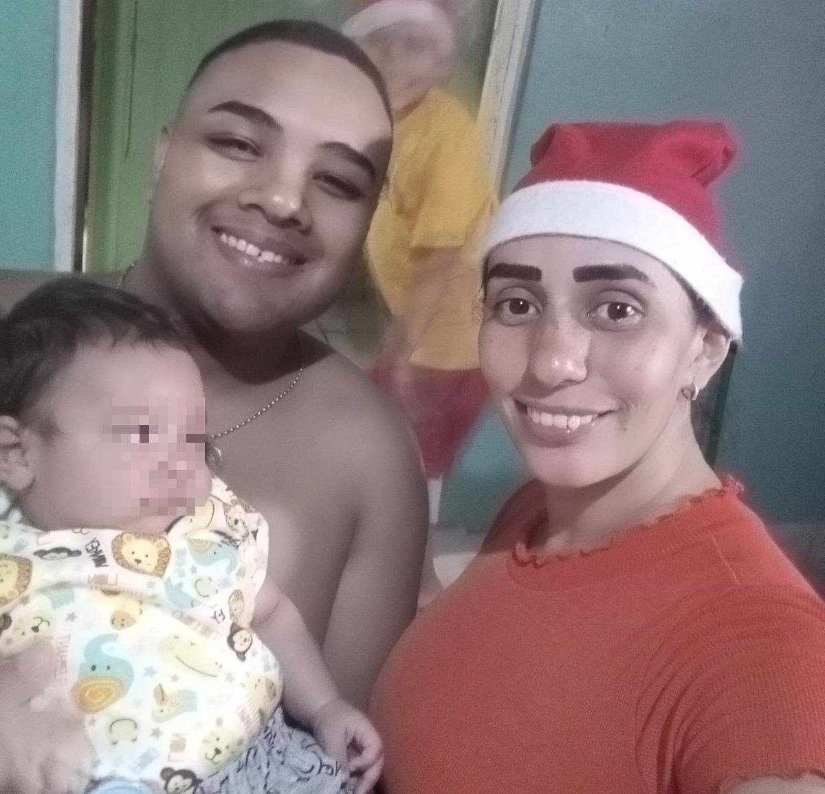 Gabriel e Jessica, com o filho Ravi, morreram ap&oacute;s inc&ecirc;ndio em Santa Maria