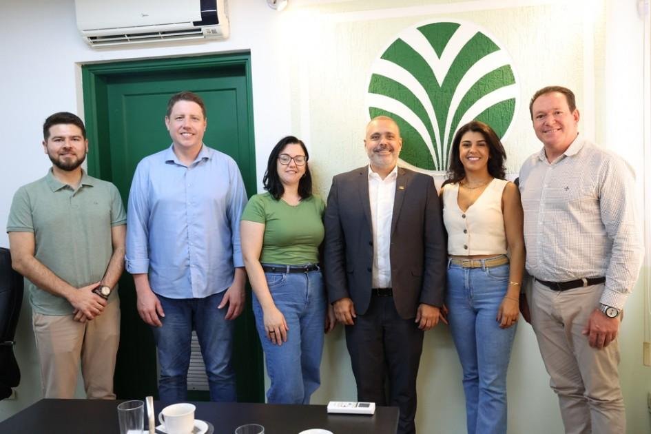 An&uacute;ncio da destina&ccedil;&atilde;o dos recursos ocorreu em reuni&atilde;o na sede da Fetag-RS