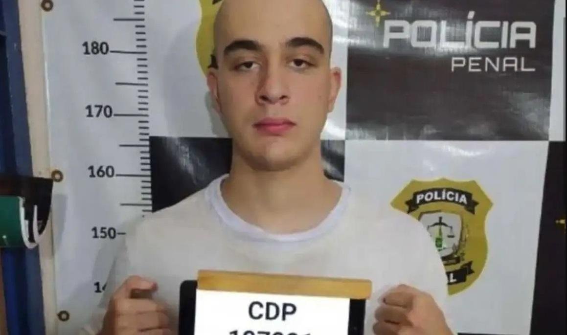 Ministro mant&eacute;m pris&atilde;o de piloto