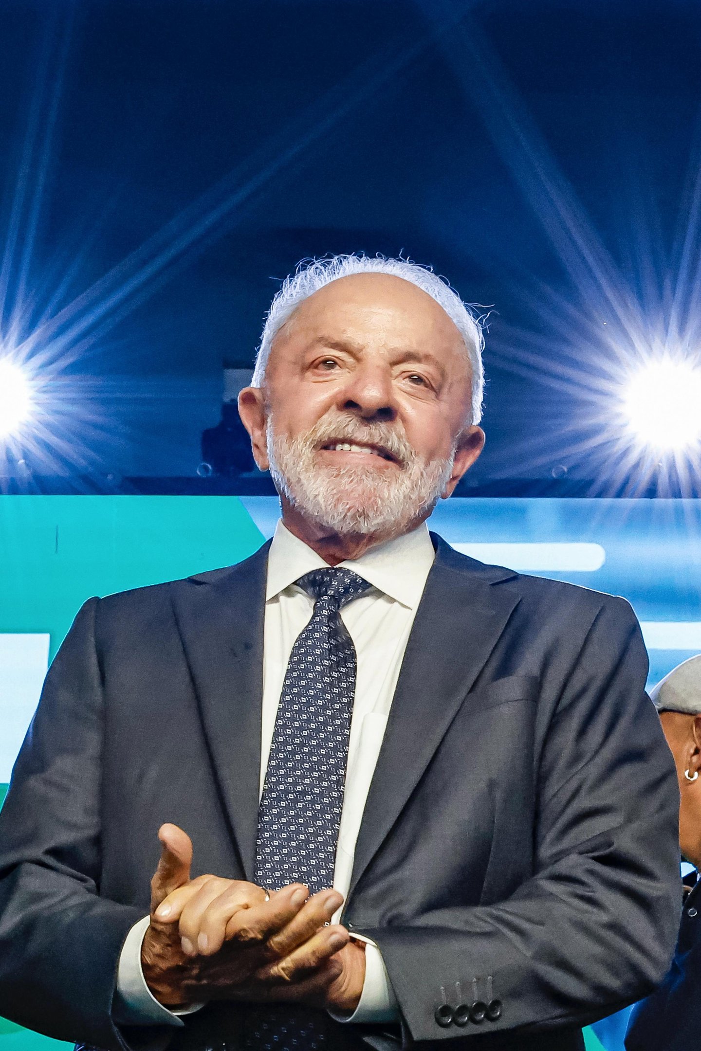 Lula sancionou, com vetos, a lei que previa atualiza&ccedil;&atilde;o salarial de servidores do Congresso e Judici&aacute;iro