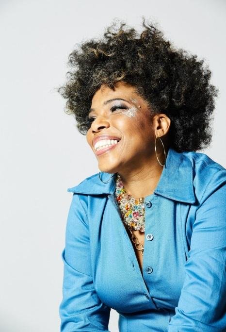 Cantora Macy Gray