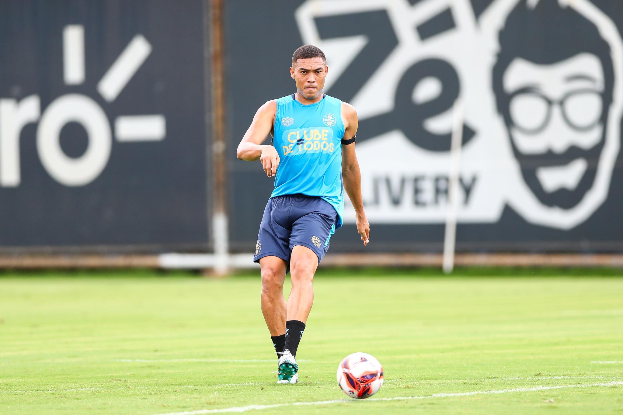Carlos Vin&iacute;cius &eacute; a esperan&ccedil;a de gols do Tricolor na Serra Ga&uacute;cha