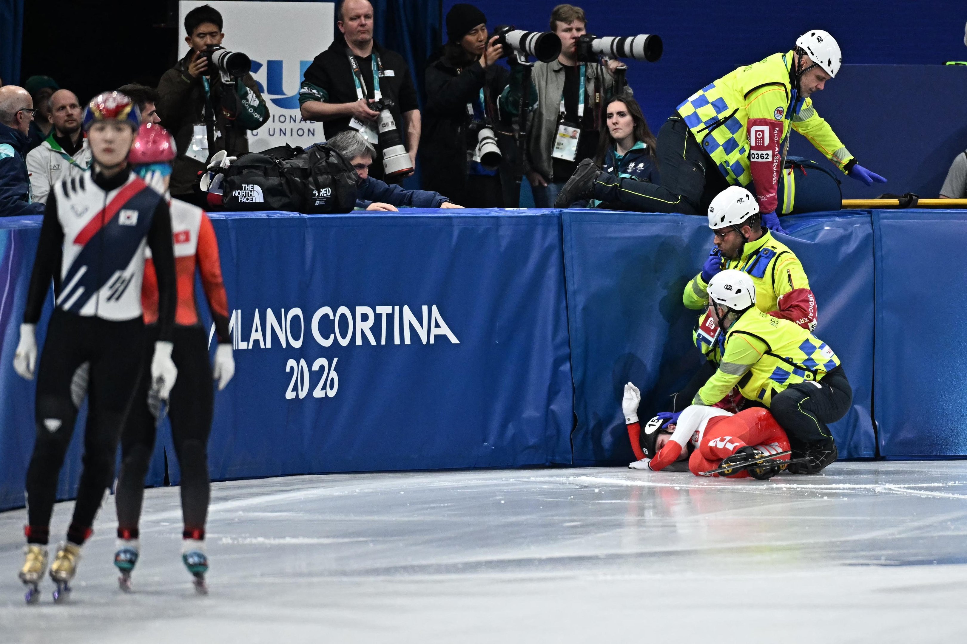 Polonesa Kamila Sellier sofreu o corte durante as quartas de final dos 1.500m na patina&ccedil;&atilde;o de velocidade