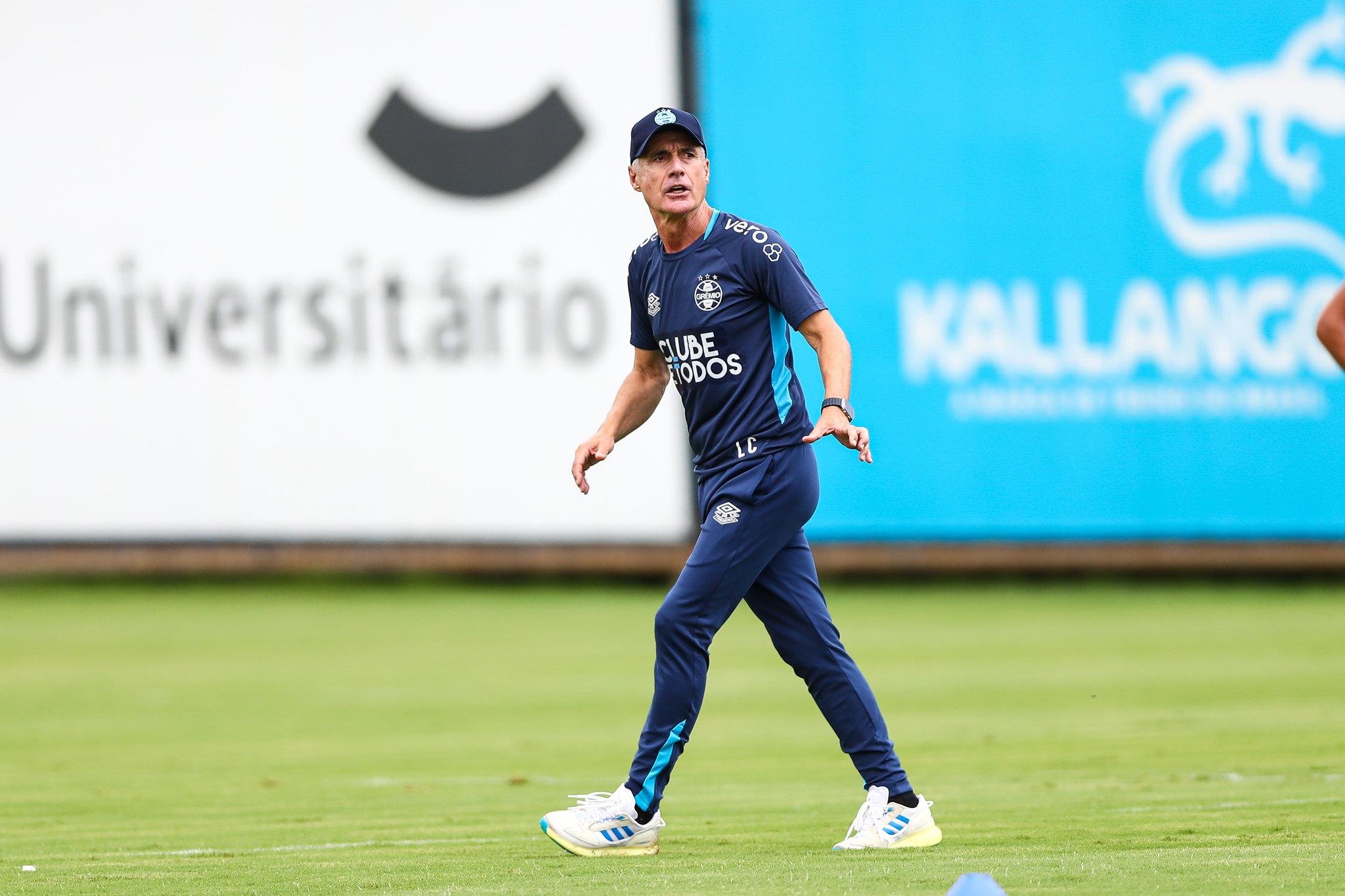 Lu&iacute;s Castro busca vaga na final para amenizar ambiente no Gr&ecirc;mio