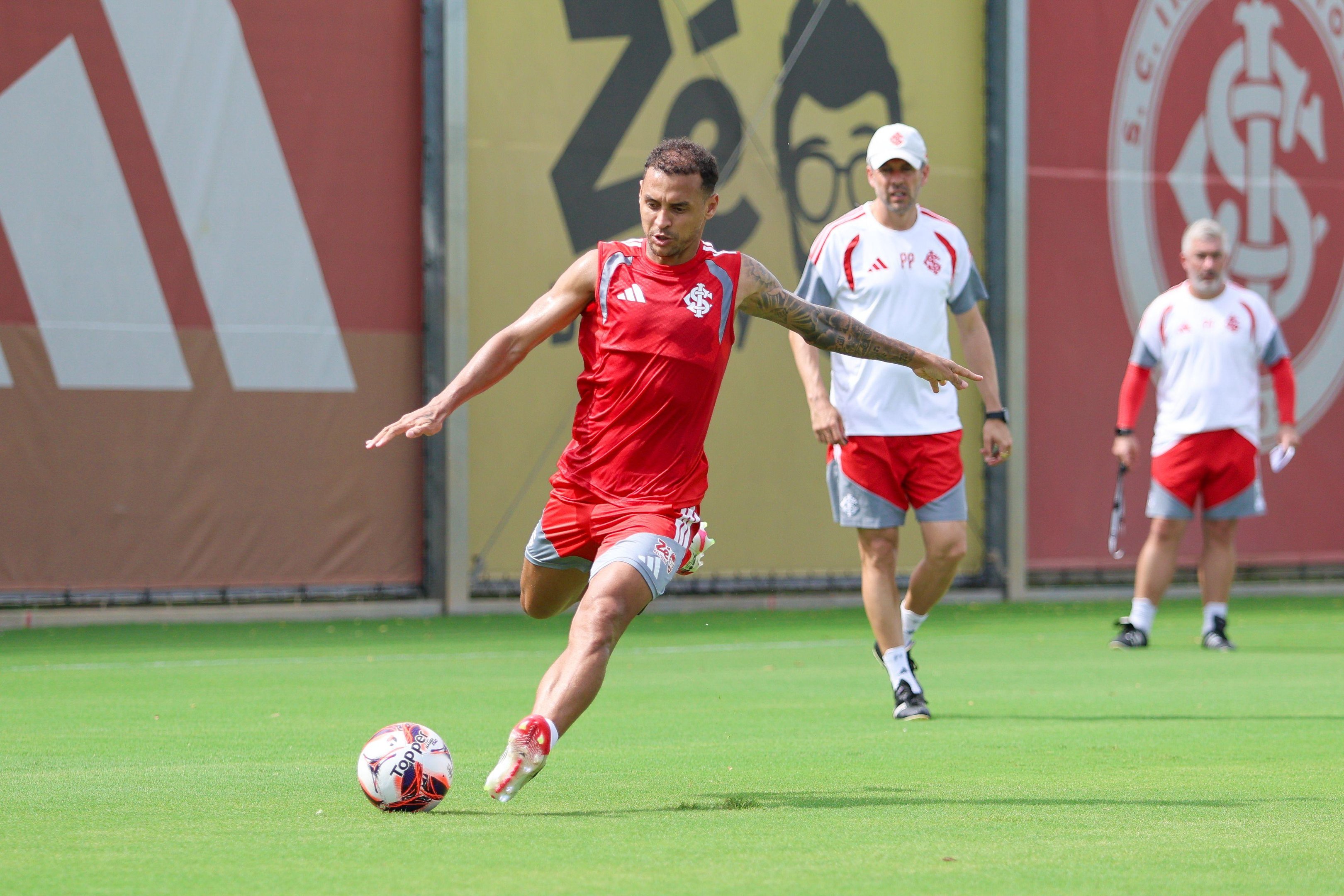 Alan Patrick pode come&ccedil;ar a partida contra o Ypiranga, neste s&aacute;bado, no Beira-Rio