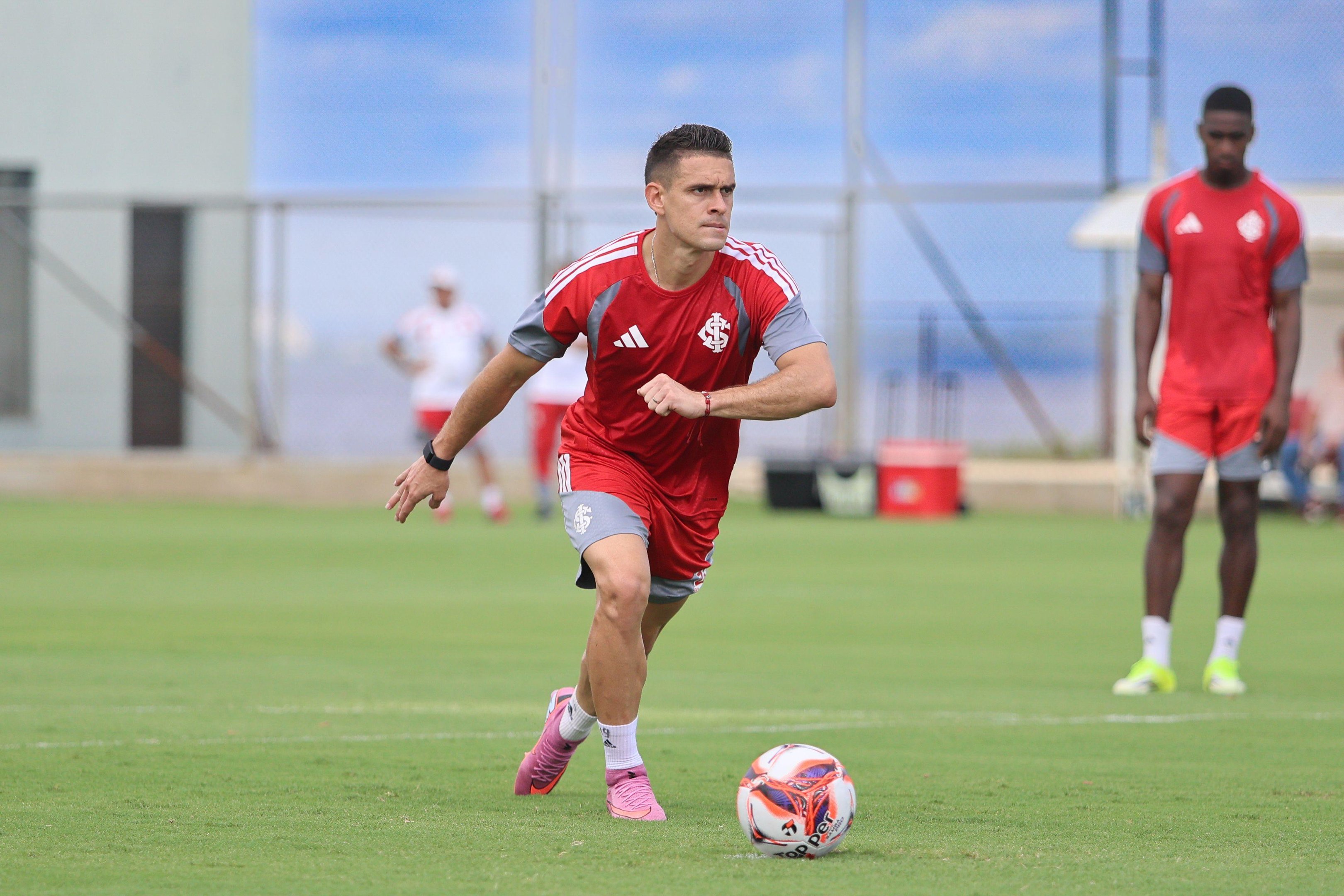 Rafael Borr&eacute; tem negocia&ccedil;&atilde;o avan&ccedil;ada com o River Plate