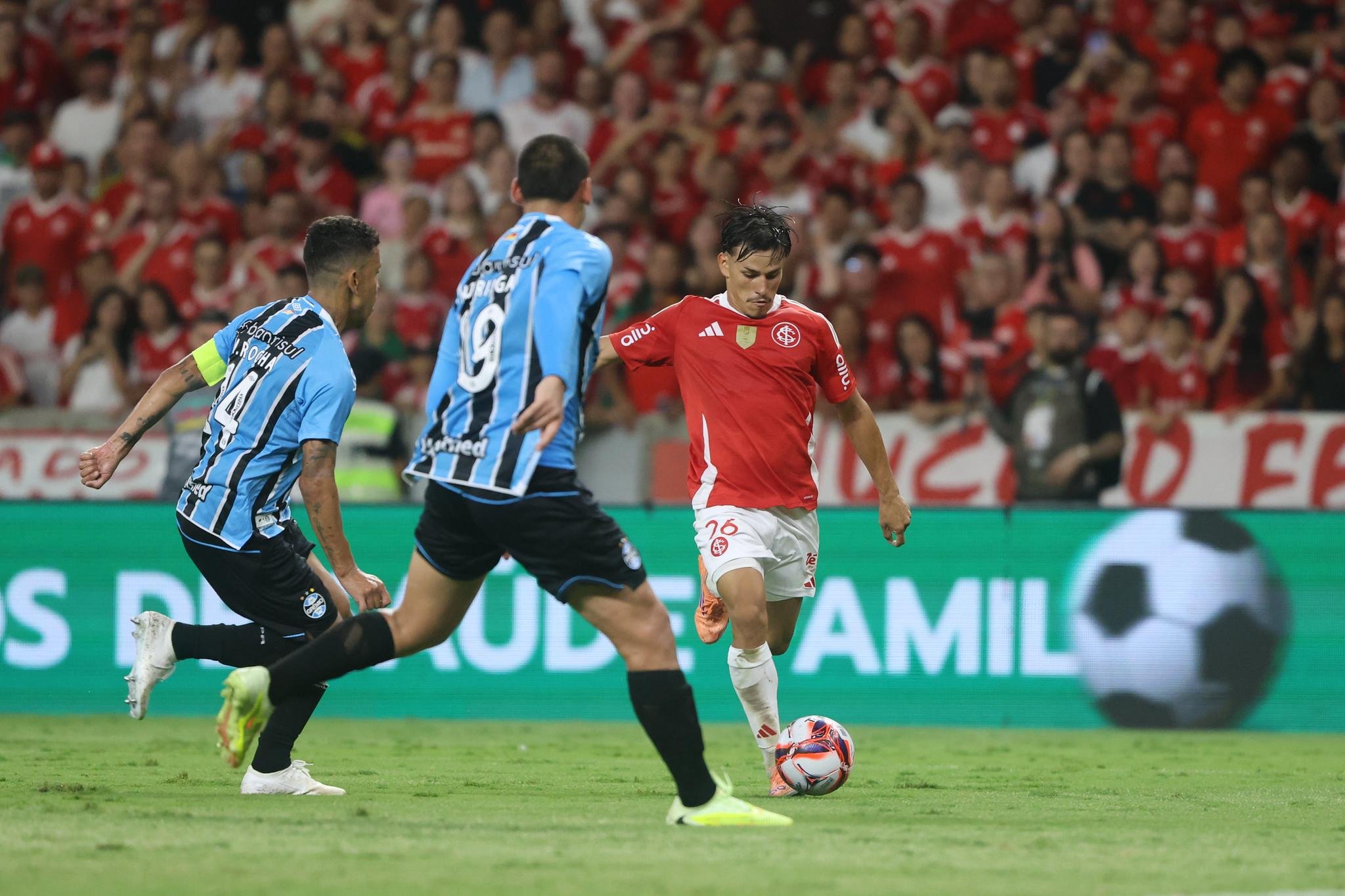 Inter de Bernabei tem vantagem recente sobre o Gr&ecirc;mio
