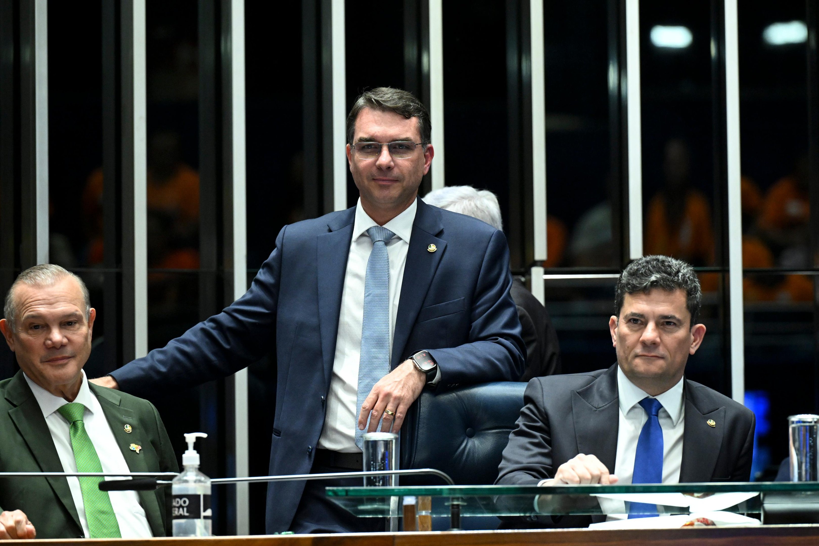Senador salientou que &eacute; favor&aacute;vel a impeachment de ministros que cometerem irregularidades