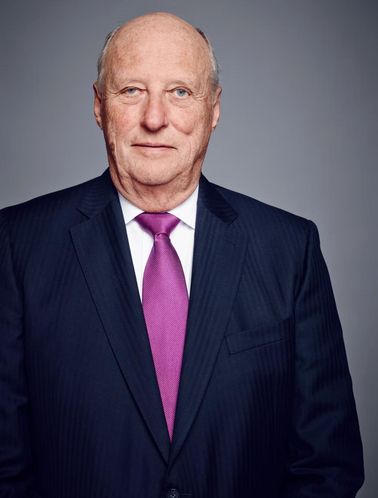 O rei Harald V da Noruega &eacute; o mais idoso entre os soberanos europeus