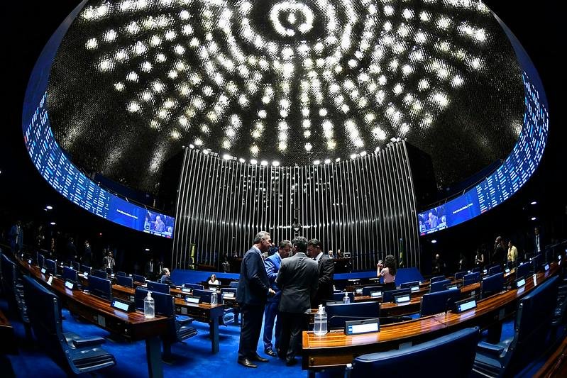 O projeto prop&otilde;e, ainda, altera&ccedil;&otilde;es na Lei de Execu&ccedil;&atilde;o Penal no que diz respeito ao instituto do Regime Disciplinar Diferenciado (RDD)