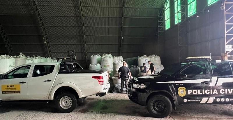 Al&eacute;m do confisco da carga, os estabelecimentos foram autuados pelos &oacute;rg&atilde;os de fiscaliza&ccedil;&atilde;o agropecu&aacute;ria