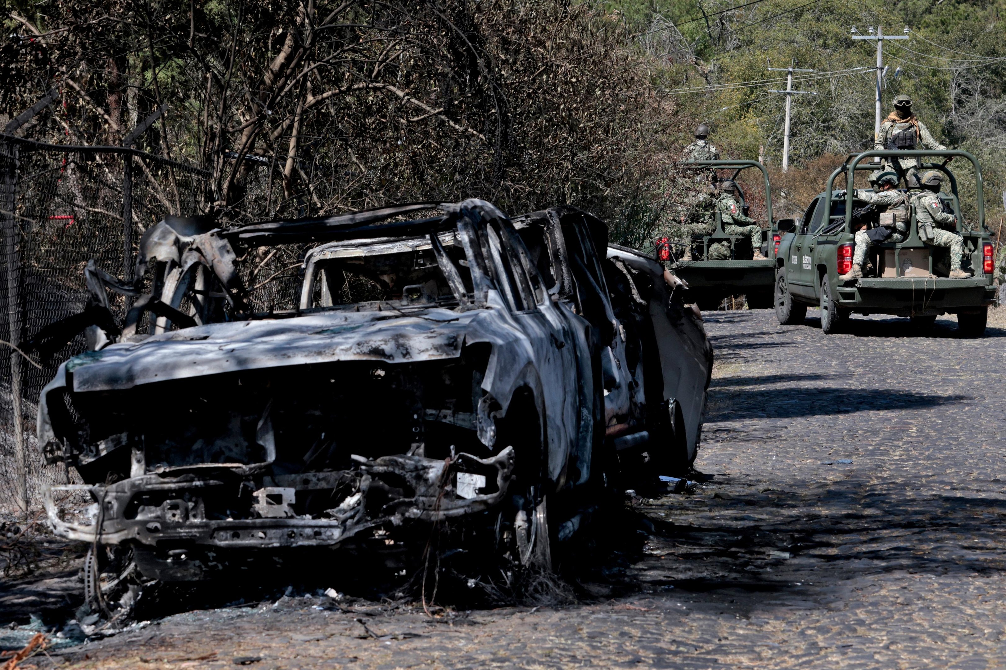 O Cartel Jalisco Nova Gera&ccedil;&atilde;o (CJNG) incendiou estabelecimentos comerciais e bloqueou rodovias em 20 dos 32 estados mexicanos em resposta &agrave; morte de seu l&iacute;der