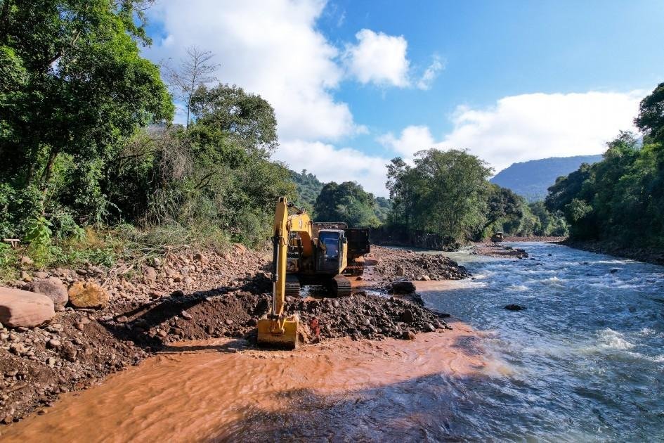 Interven&ccedil;&otilde;es come&ccedil;aram pelo bairro Porto e avan&ccedil;am em dire&ccedil;&atilde;o &agrave; Barra, na sa&iacute;da para a Lagoa dos Patos