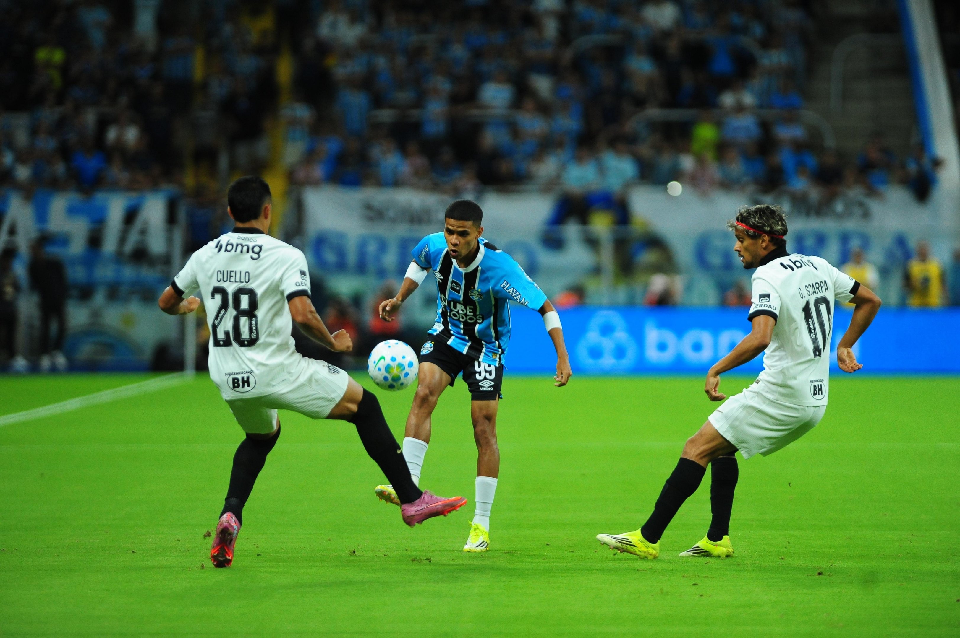 Tricolor busca vit&oacute;ria na Arena