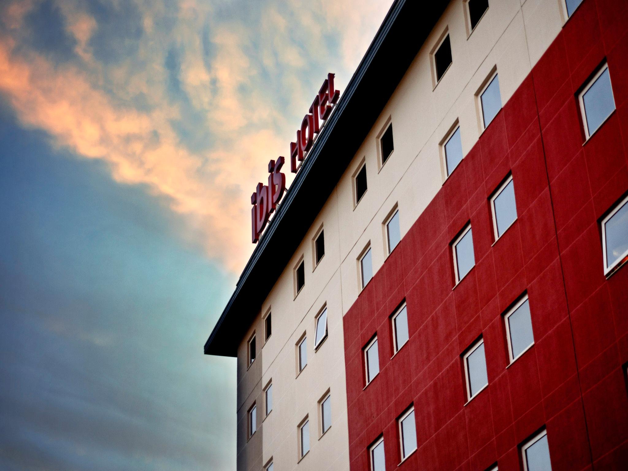 Grupo conta com 2,6 mil quartos de hot&eacute;is no Estado, pertencentes a marcas como Ibis