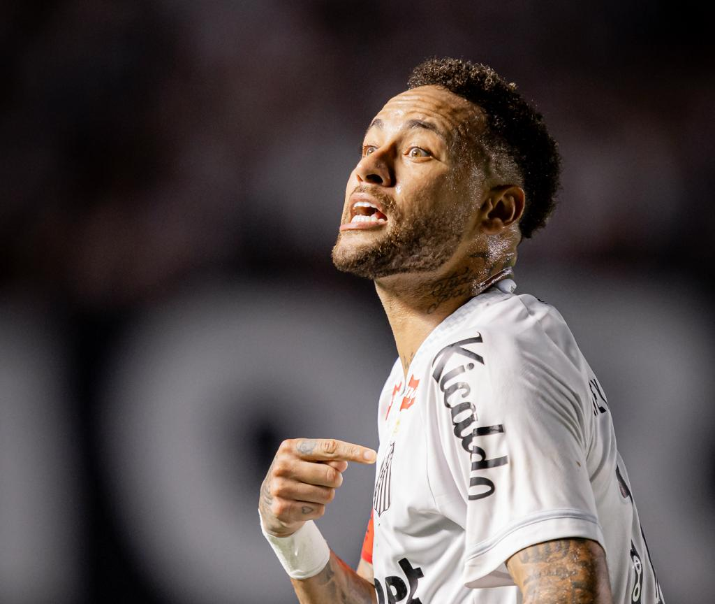 Neymar foi decisivo e pol&ecirc;mico