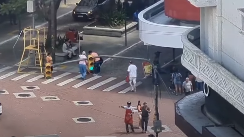 Fato aconteceu nas proximidades da Avenida Ot&aacute;vio Rocha com a Rua Doutor Flores