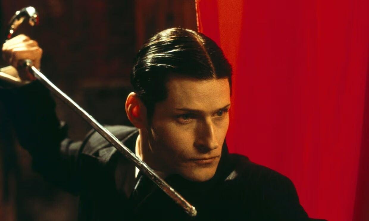 Crispin Glover em "As Panteras"