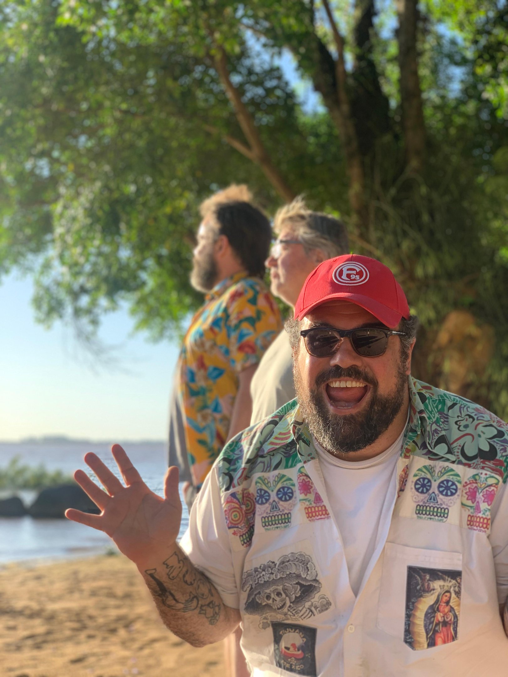 Chico Bretanha, Flu Santos e Carlinhos Carneiro formam o S&oacute; Amor Trio, que se apresenta neste s&aacute;bado no Noitezinha do Parque Harmonia