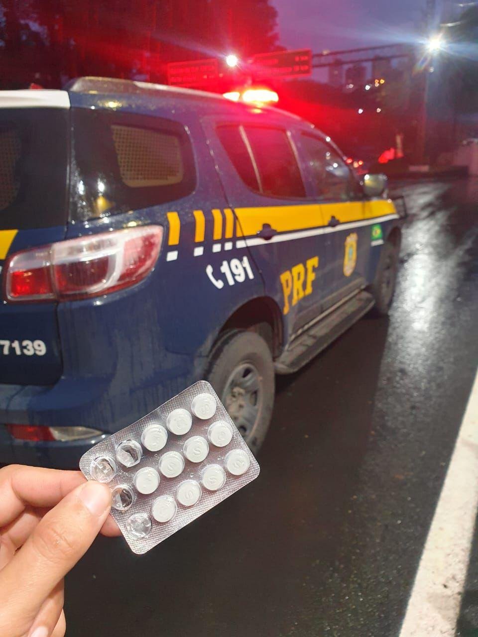 Dos quinze comprimidos, 12 j&aacute; haviam sido utilizados, conforme relato do pr&oacute;prio condutor