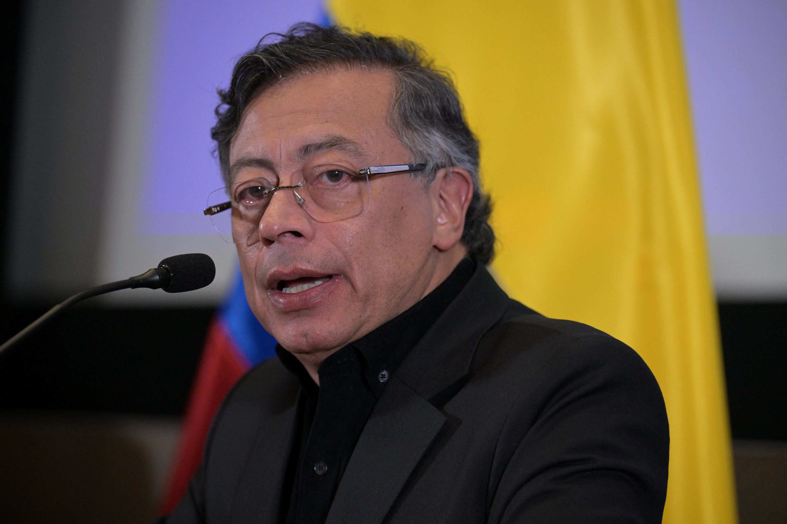 Esta &eacute; a primeira visita oficial de um chefe de Estado ao pa&iacute;s desde a captura de Nicol&aacute;s Maduro pelas for&ccedil;as americanas em janeiro