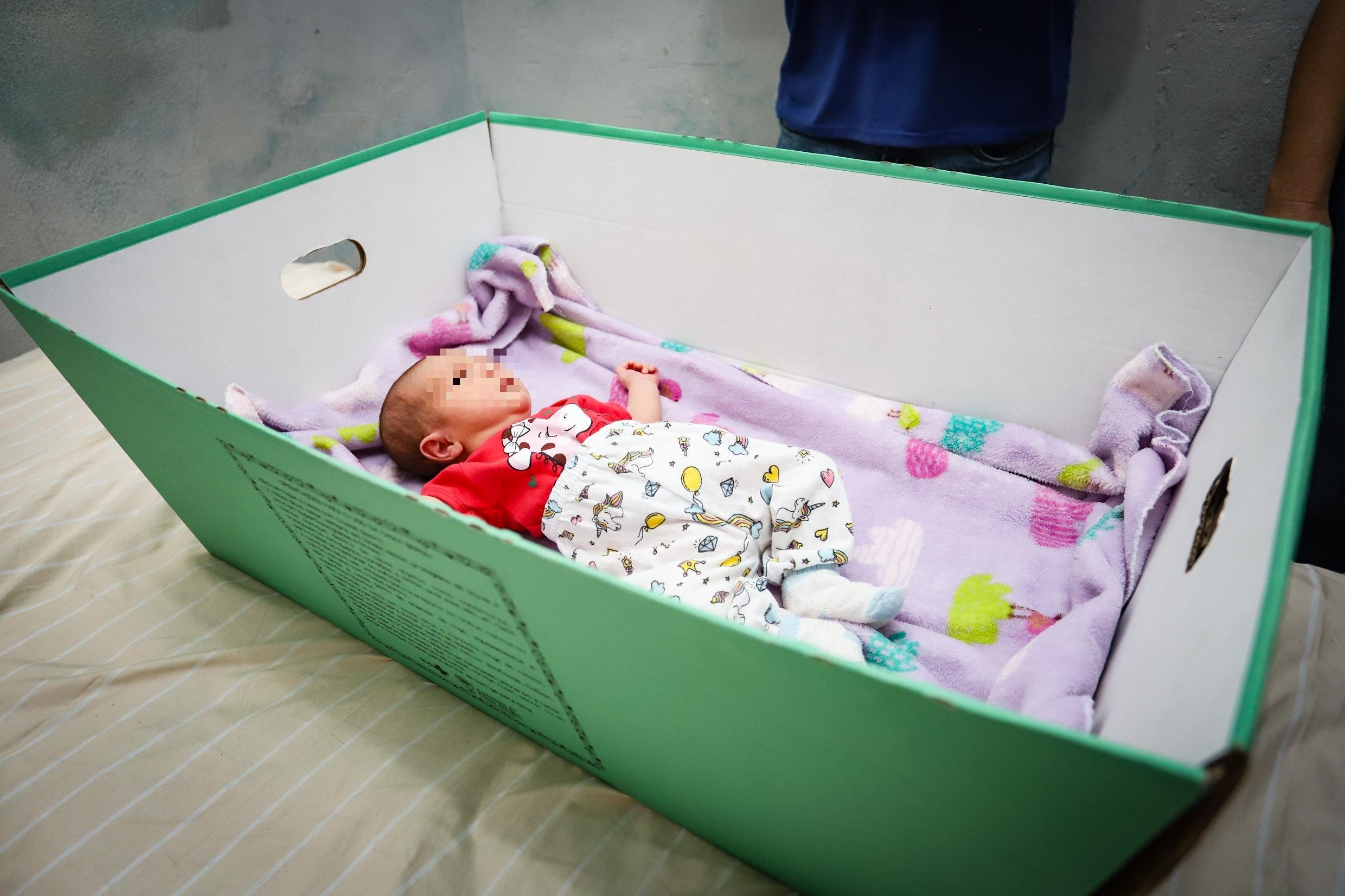 Objetivo &eacute; evitar o &oacute;bito do beb&ecirc; por asfixia, que pode acontecer enquanto ele compartilha a cama com os pais, al&eacute;m de proteger contra quedas e outras situa&ccedil;&otilde;es de risco