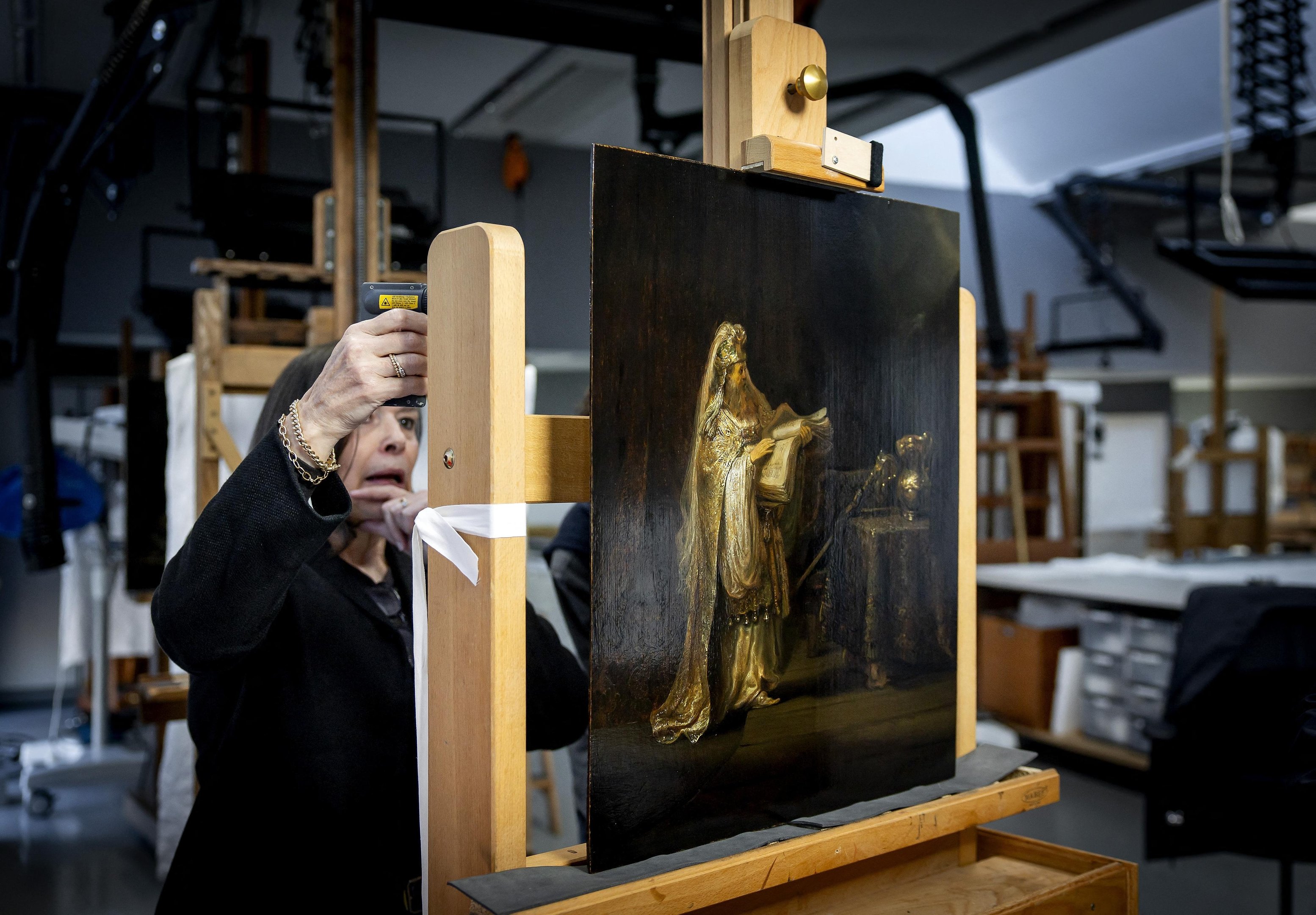 Obra rec&eacute;m-descoberta do pintor holand&ecirc;s Rembrandt van Rijn, intitulada "A Vis&atilde;o de Zacarias no Templo"