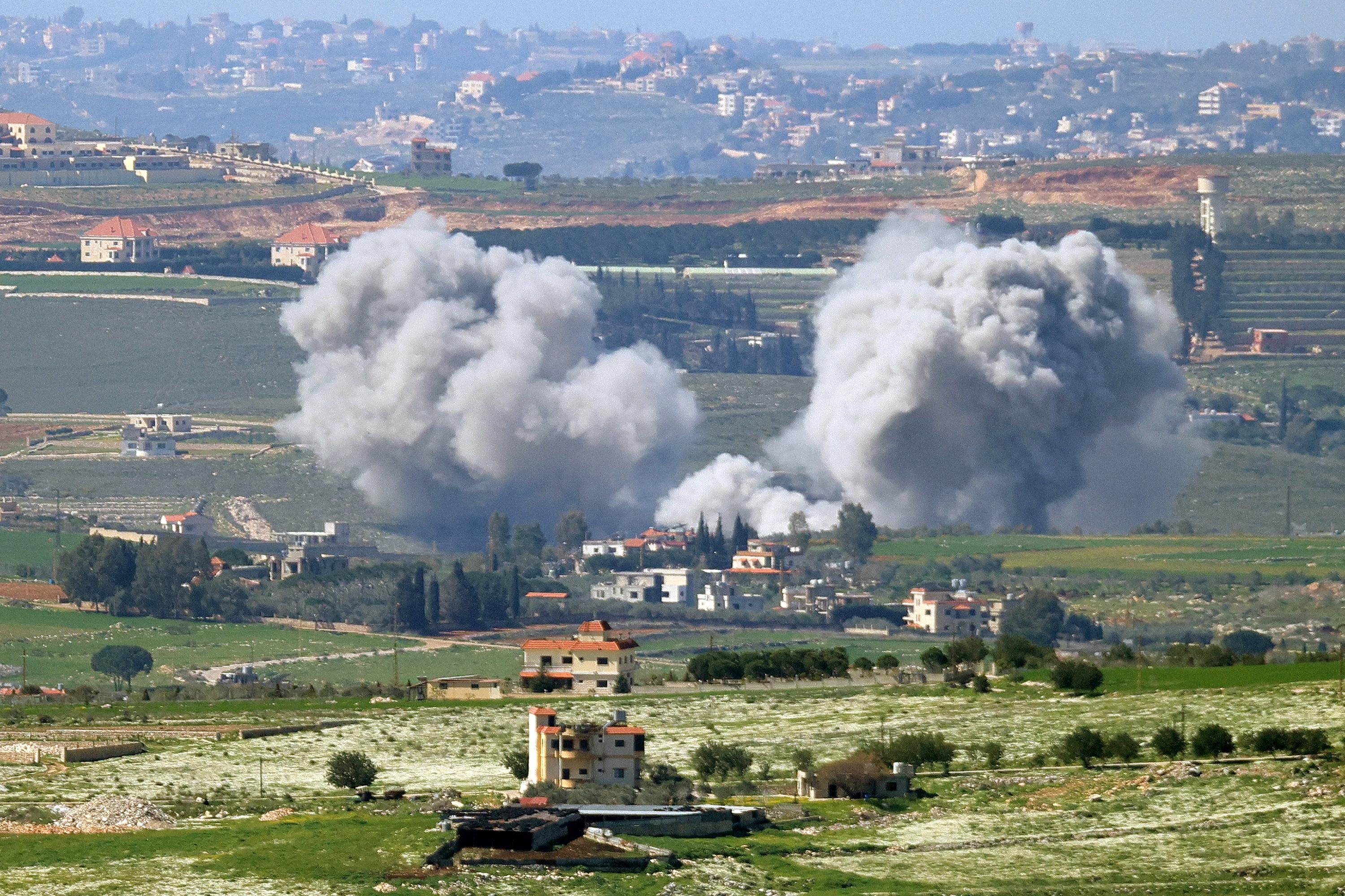 Estrat&eacute;gia israelense de "ataques simult&acirc;neos" em Teer&atilde; e Beirute visa paralisar as comunica&ccedil;&otilde;es e o comando tanto do Ir&atilde; quanto do Hezbolla