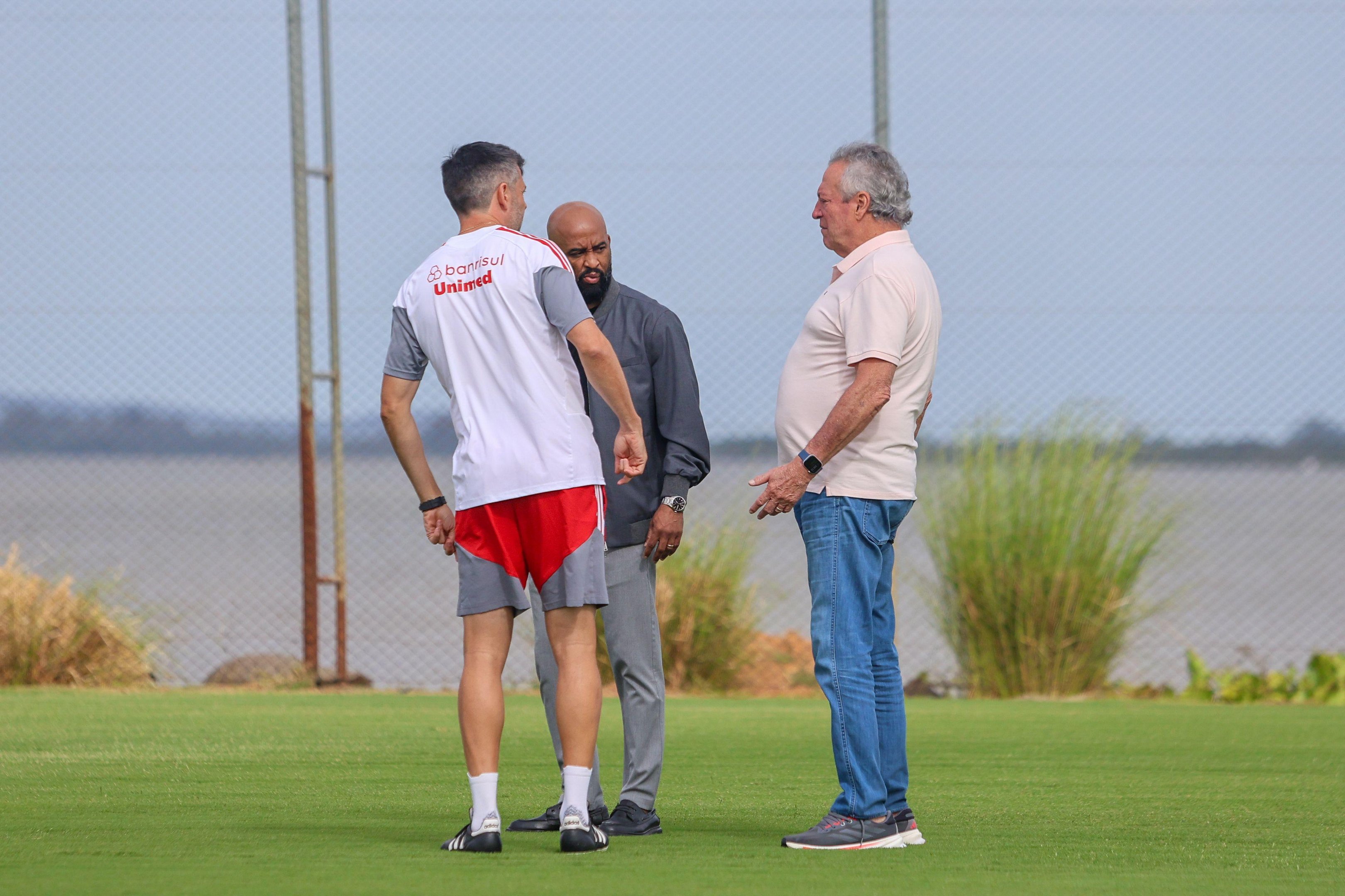 Comiss&atilde;o t&eacute;cnica optou por dar dois dias de folga, apesar da derrota no primeiro Gre-Nal