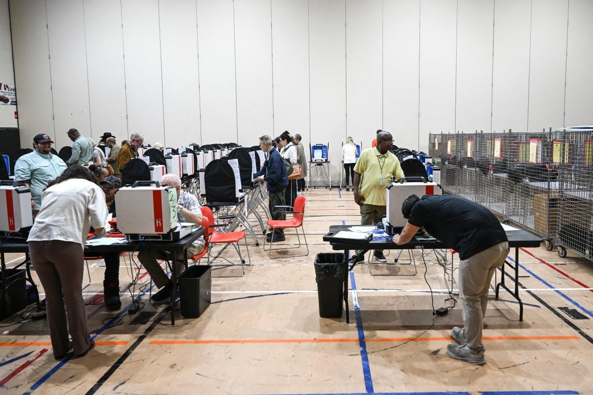Americanos iniciaram na ter&ccedil;a-feira a temporada de elei&ccedil;&otilde;es prim&aacute;rias de meio de mandato