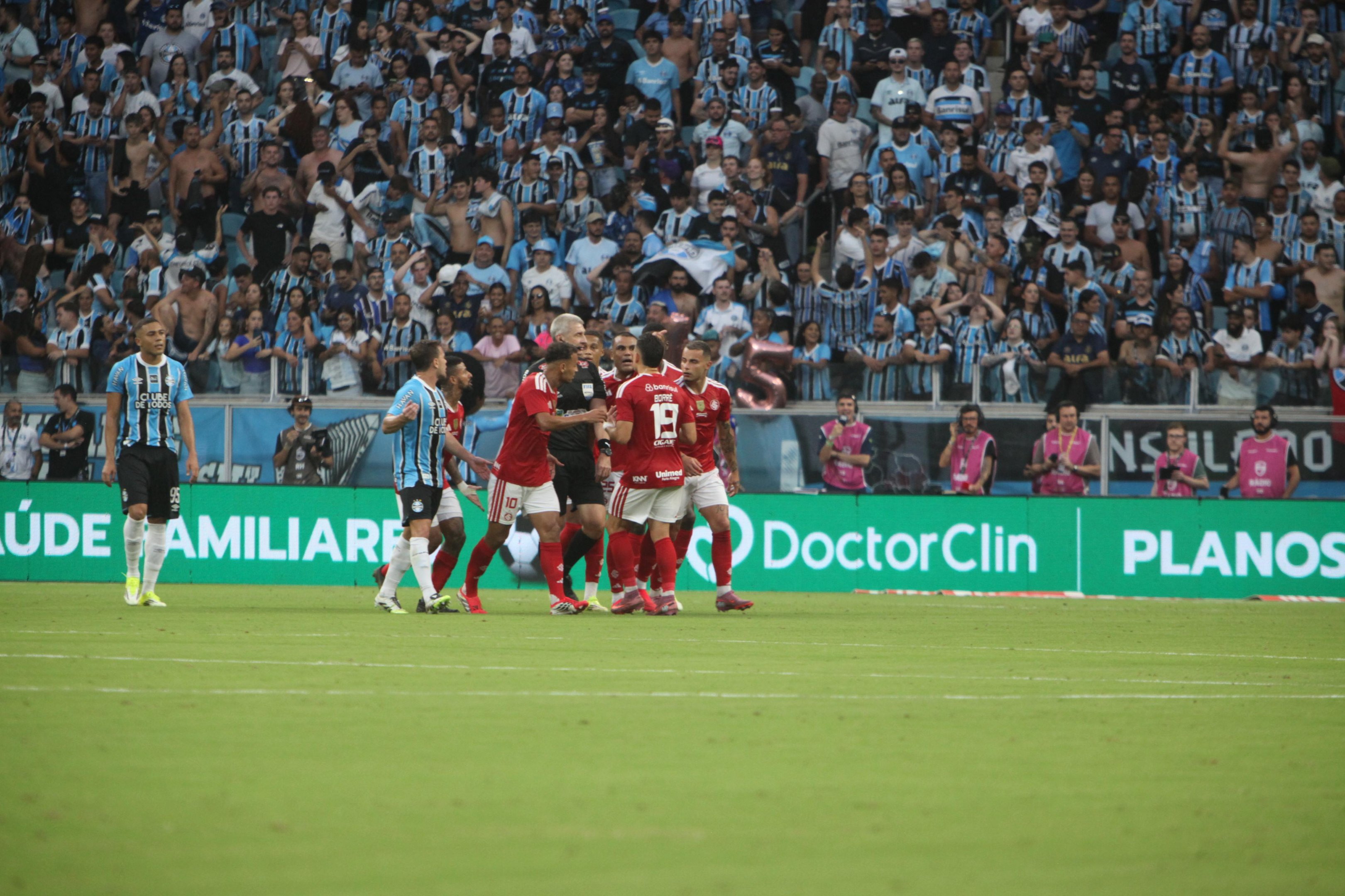 Anderson Darconco apitou o Gre-Nal 450