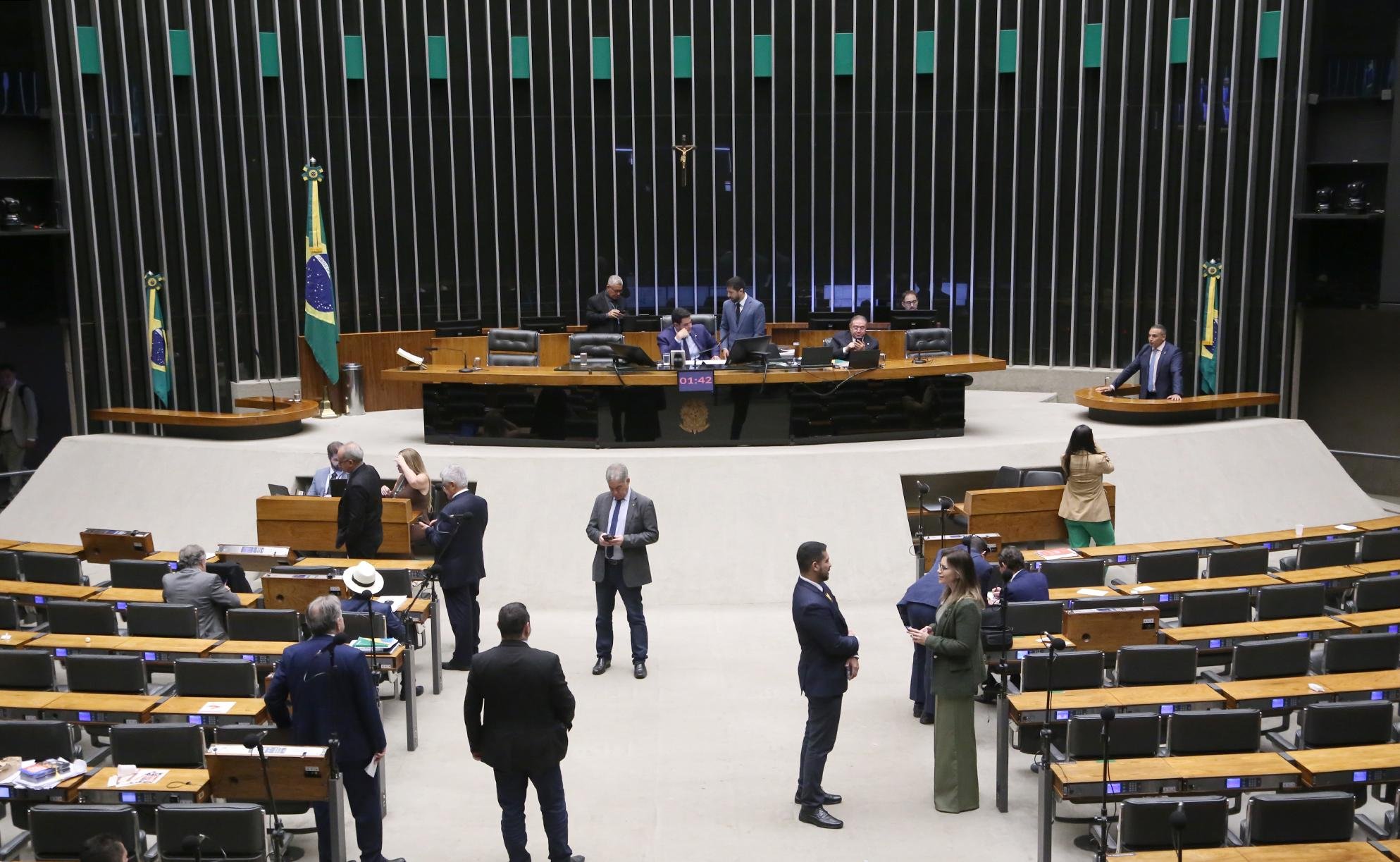 Texto aprovado permite configurar como viol&ecirc;ncia institucional o descumprimento do protocolo