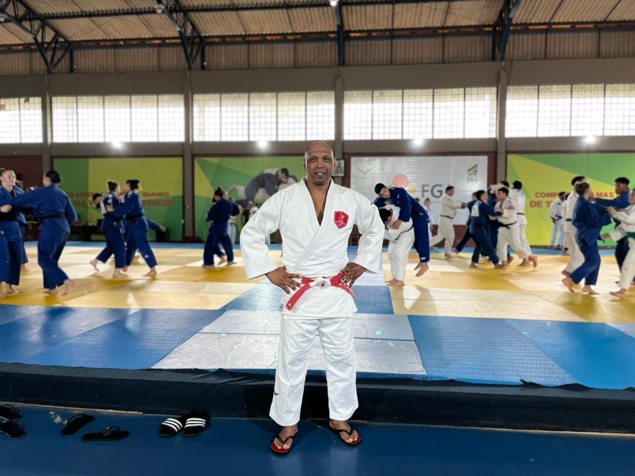 Nuno Delgado trocou experi&ecirc;ncias com judocas no CETE