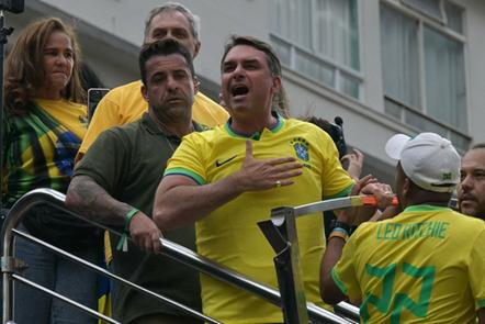 Fl&aacute;vio em ato na Paulista / Nelson Almeida / AFP / CP