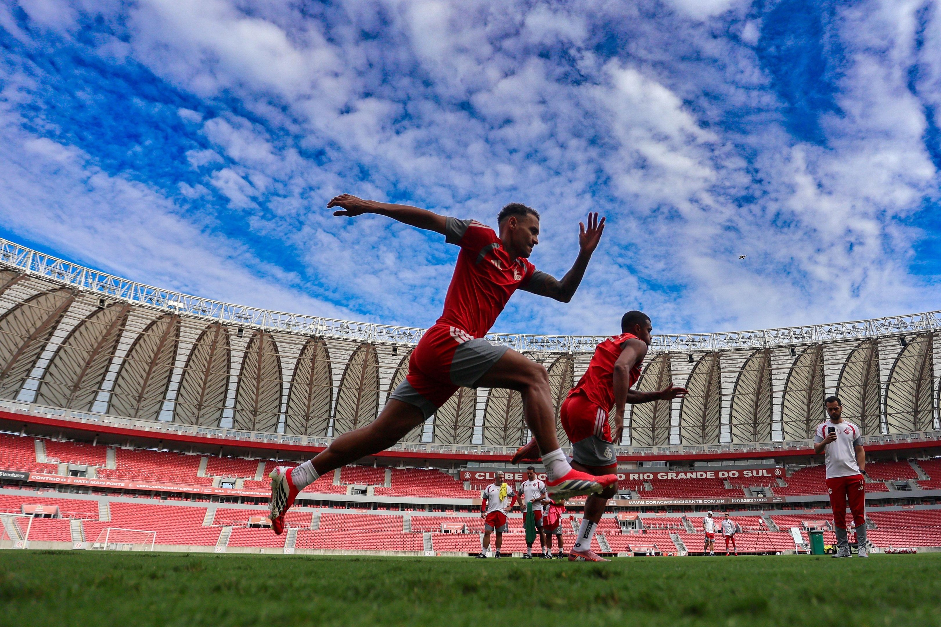 Inter deve apostar na forma&ccedil;&atilde;o do primeiro Gre-Nal, com apenas uma troca por suspens&atilde;o