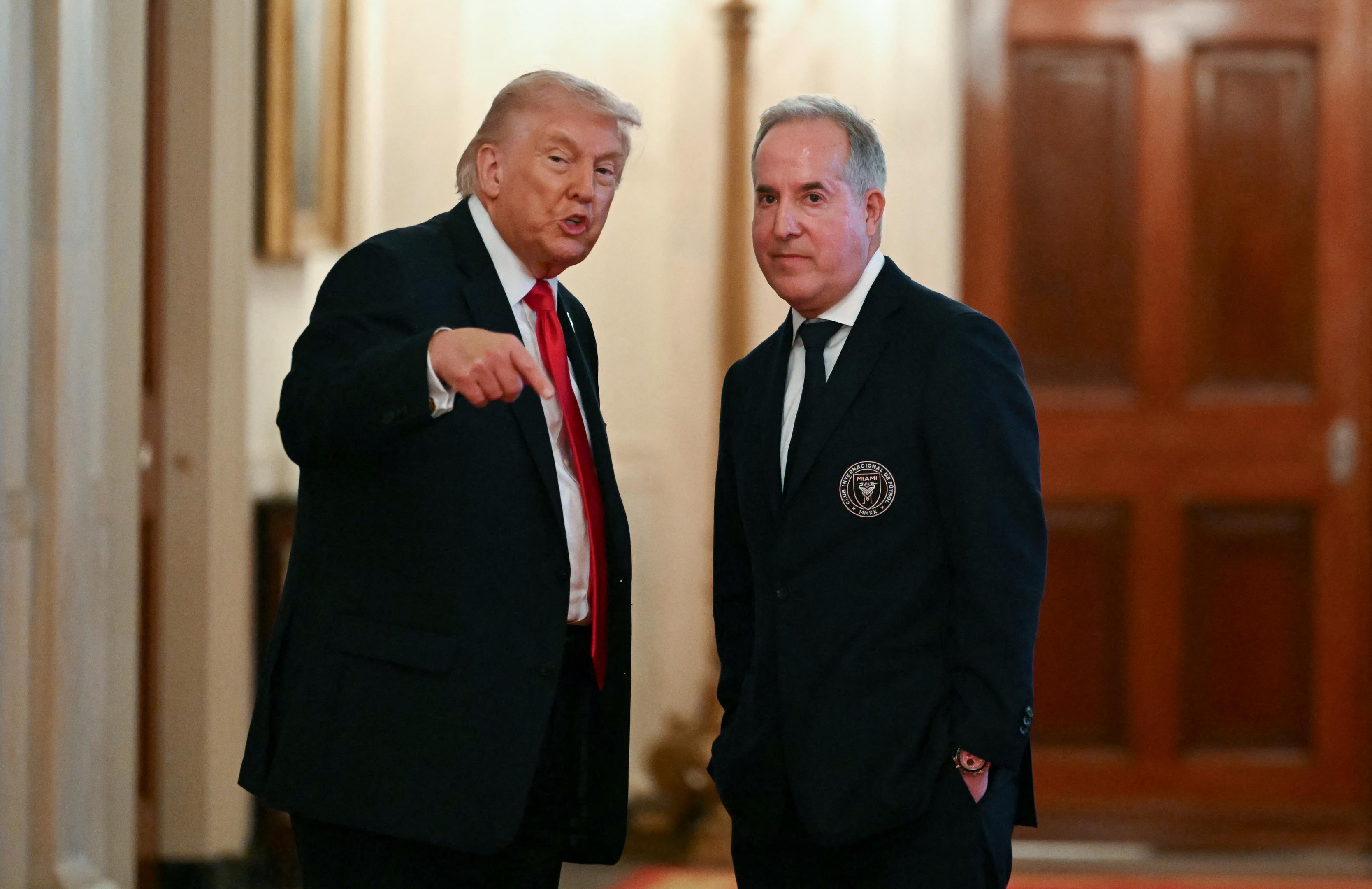 Trump diz que enviar tropas terrestres ao Ir&atilde; seria &ldquo;perda de tempo&rdquo;